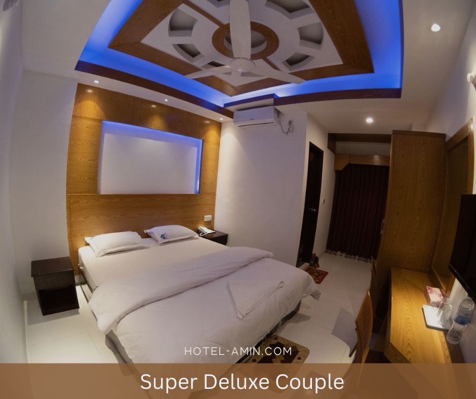 Super-deluxe-couple-02