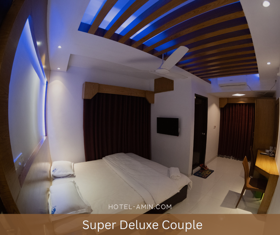 Super-deluxe-couple-03
